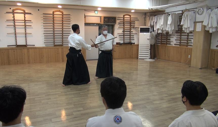 검술과 유술이 일치되어 표현되는 아이키도